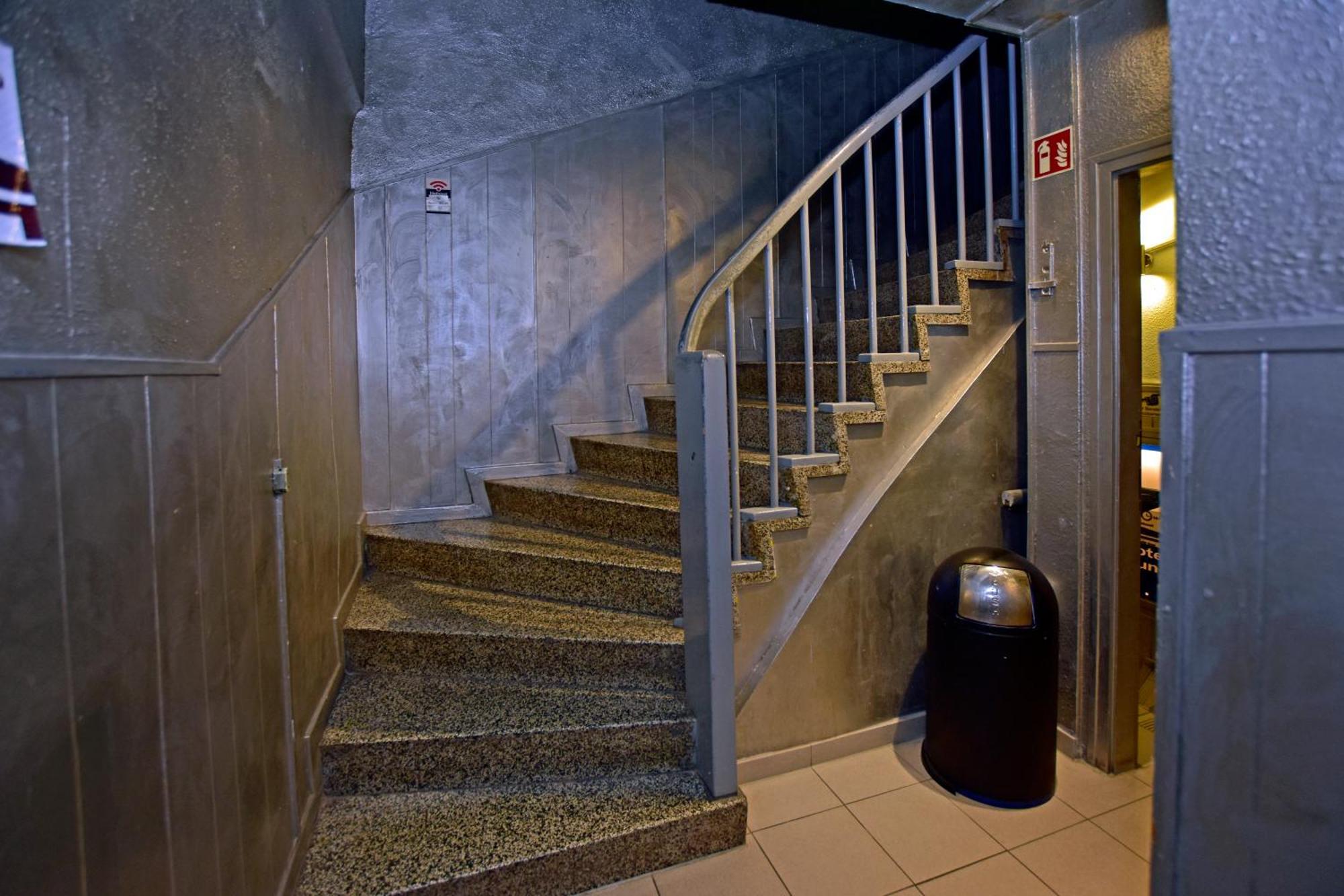 Hotel Ambiente By Next 2*